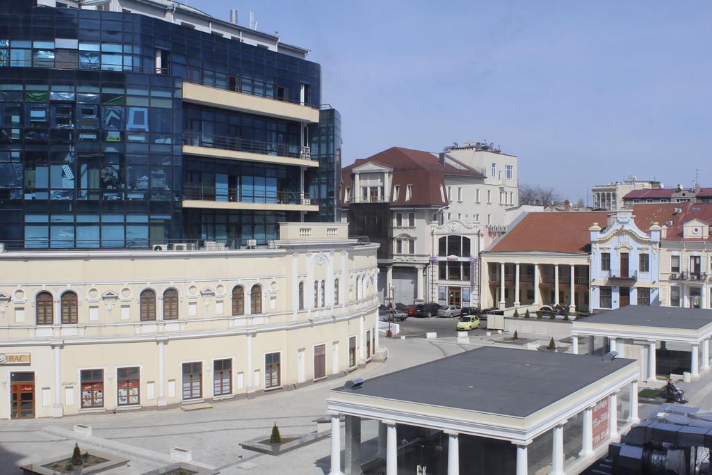 Greek Hostel Odessa Extérieur photo